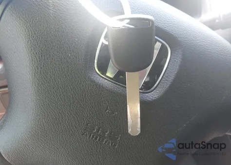 2005 Honda Accord 2.4 Ex from USA, damaged, VIN 1HGCM56805A171832